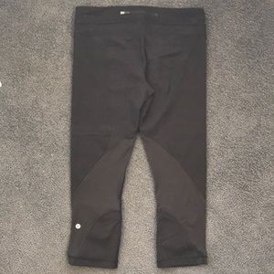 Lululemon Run: Inspire Crop II